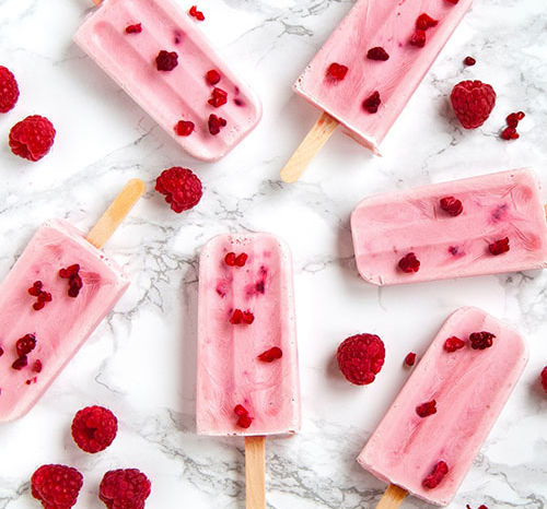 Selbstgemachtes Eis am Stiel Selbstgemachtes Eis am Stiel