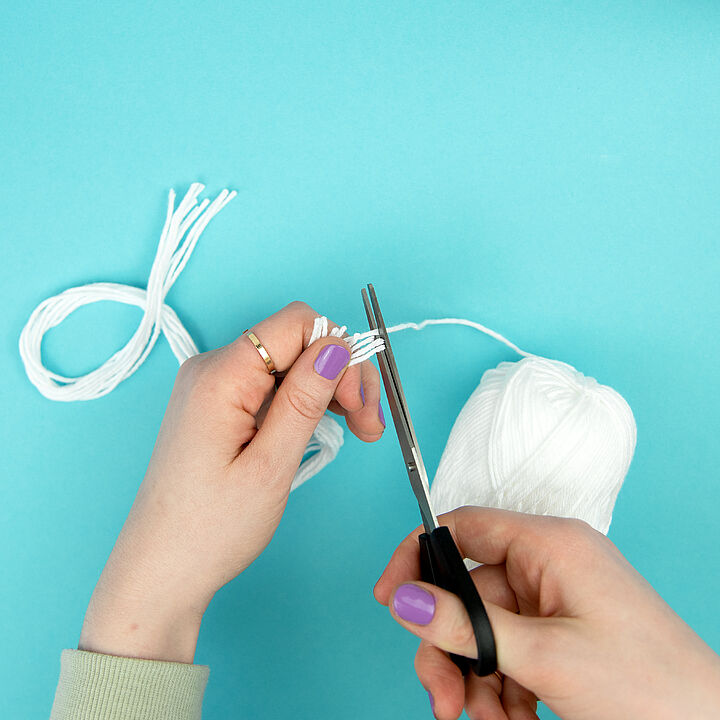 DIY: Osterei-Makramee Schritt 1 DIY: Osterei-Makramee Schritt 1
